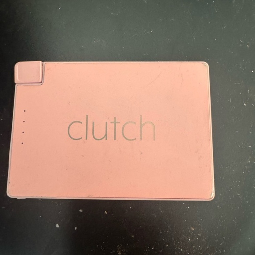 Pink Clutch Power Bank- I🩷my CLUTCH portable charger but I got a new phone so…